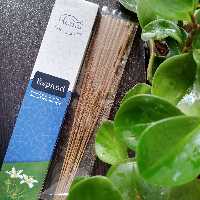 عود اسفند (12 عددی)، ضد عفونی کننده هوا، از بین برنده انرژی های منفی، خوشبوکننده، آرامبخش