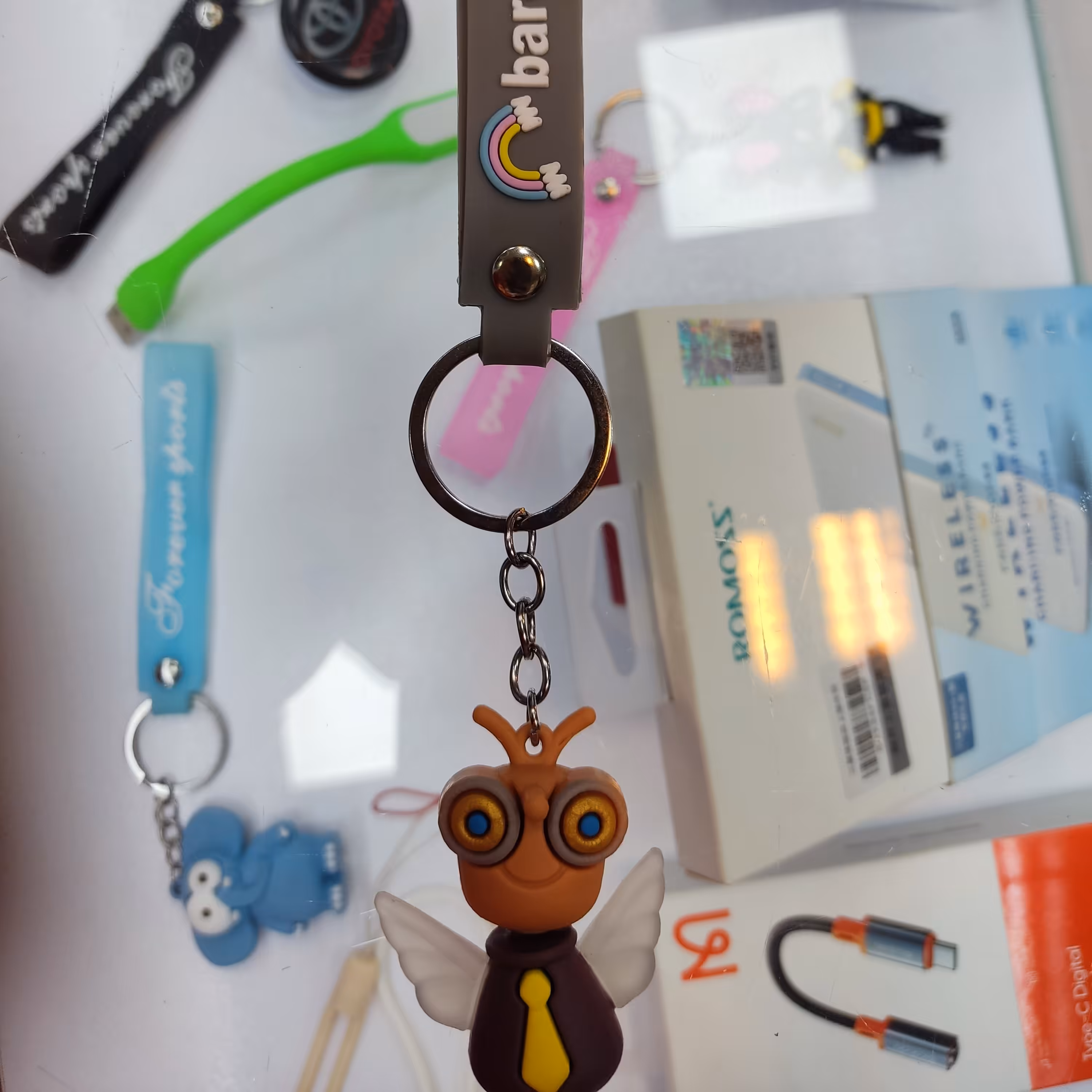 سر موبایلی با طرح های متنوع ارسل با باربری انجام میشود و هزینه درب منزل دریافت میشود