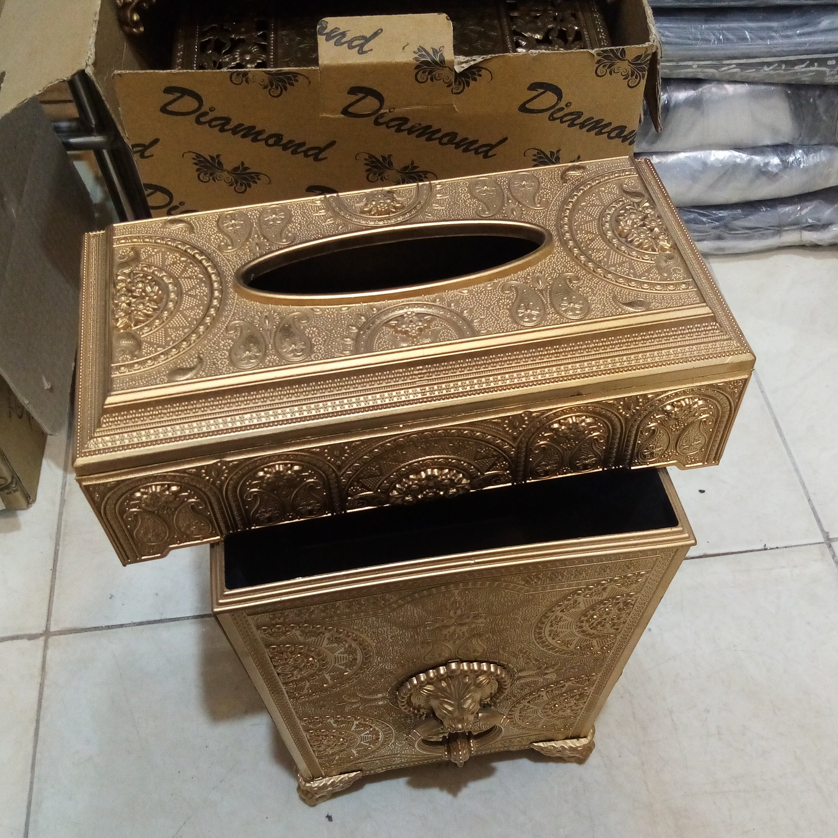 ست جعبه دستمال کاغذی و سطل زباله