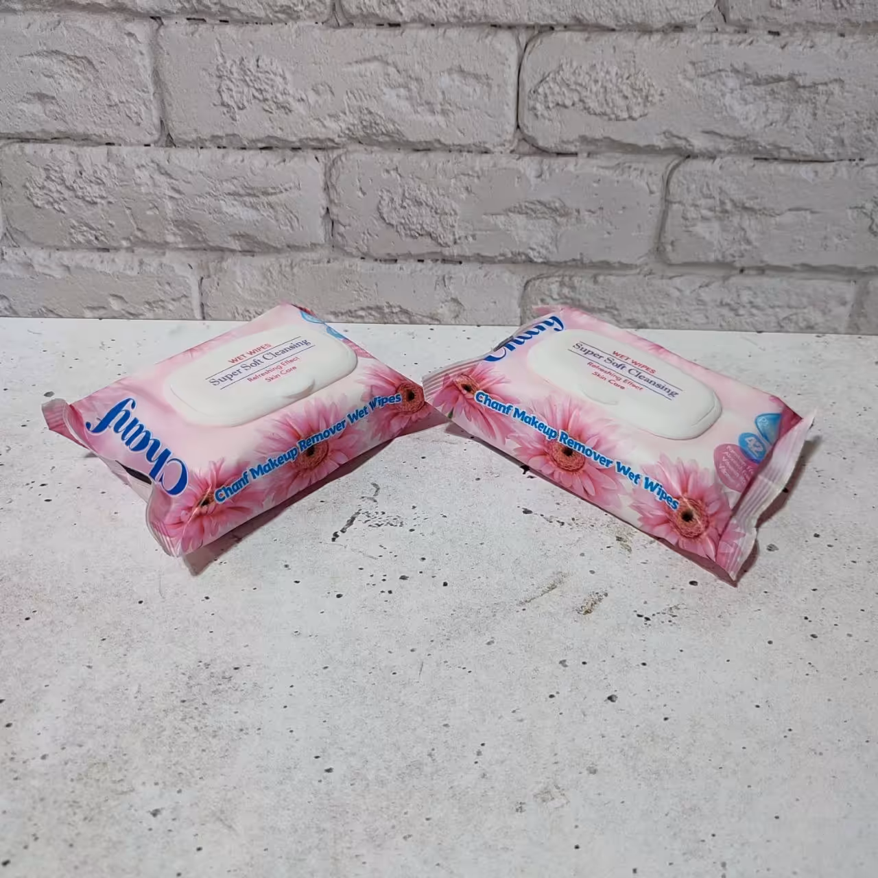 دستمال مرطوب عالی