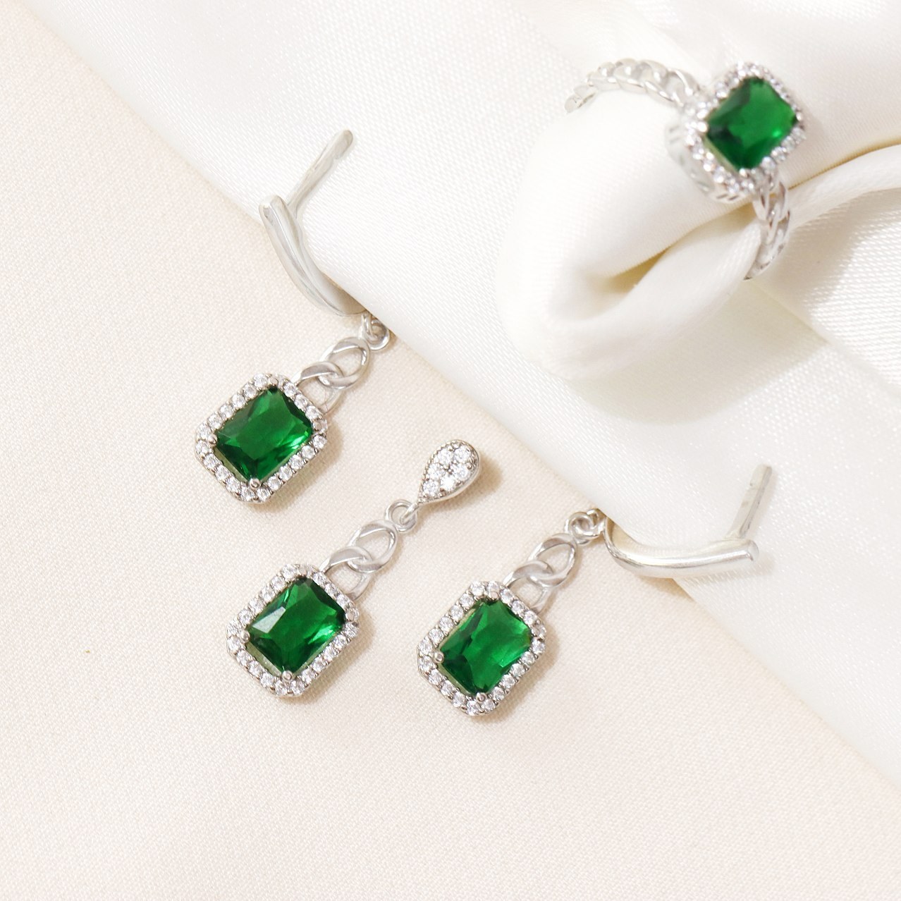 نیم ست نقره میکرو کد S-10116-7.5