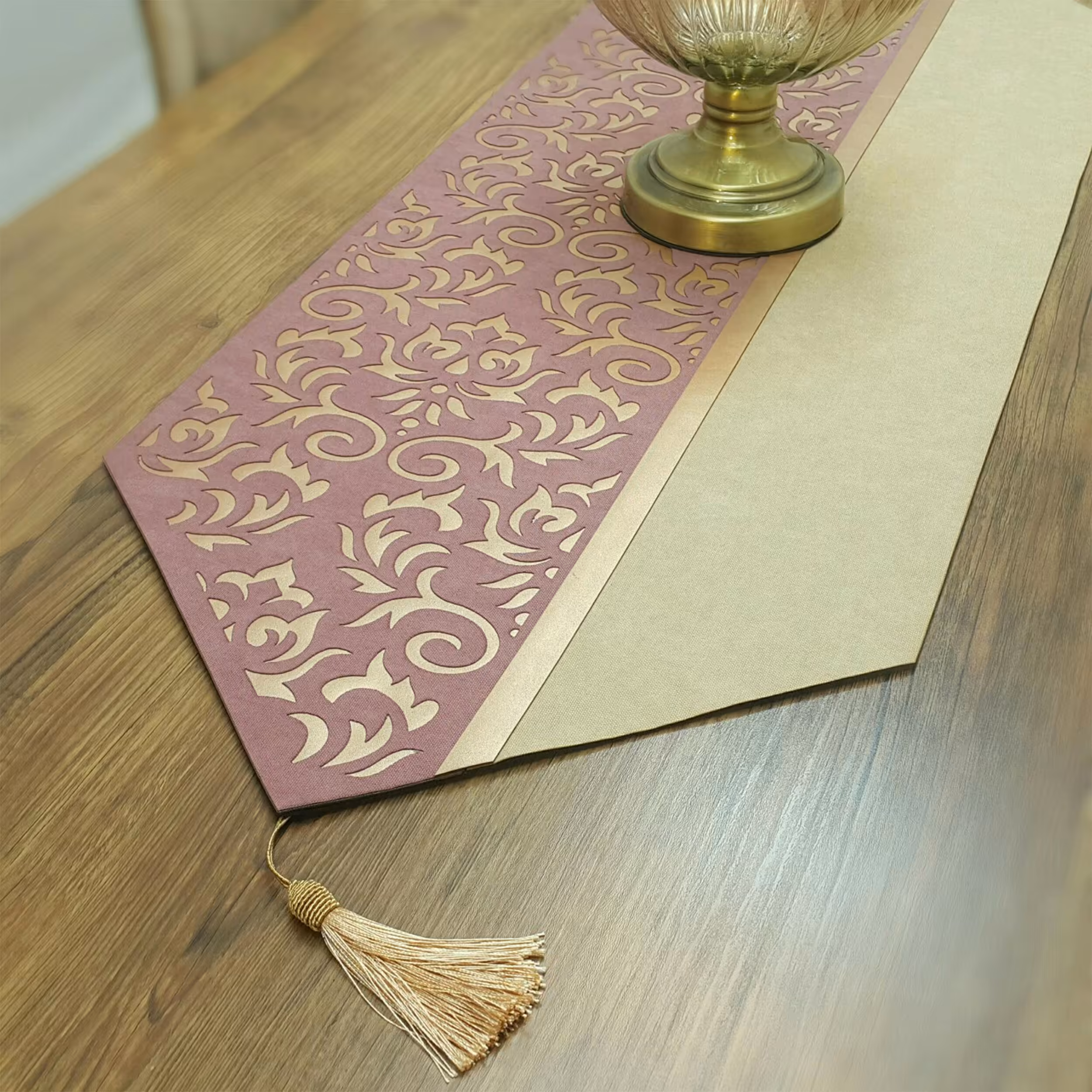 رانر رومیزی مخمل 40 در 130 مناسب میزغذاخوری 8 نفره مدل merli04