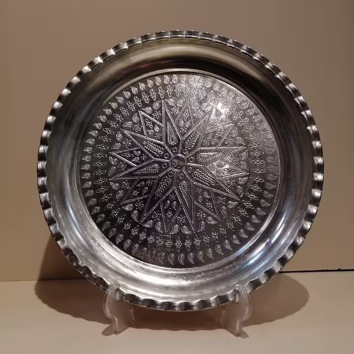سینی لبه دار مسی سایز سه 