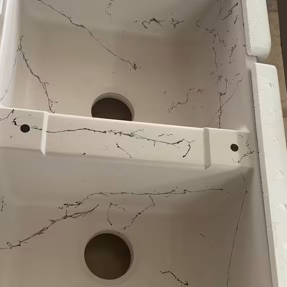 سینک شرفشویی گرانیتی
همواد ترکیه وارداتی 
3سال ضمانت بی قید و شرط تعویض
کیفیت رزین و مواد گریدAپلاس
ابگریزی بسیار بالا
ا