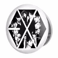 آینه جیبی خندالو طرح گروه اکسو EXO مدل تاشو کد 1036