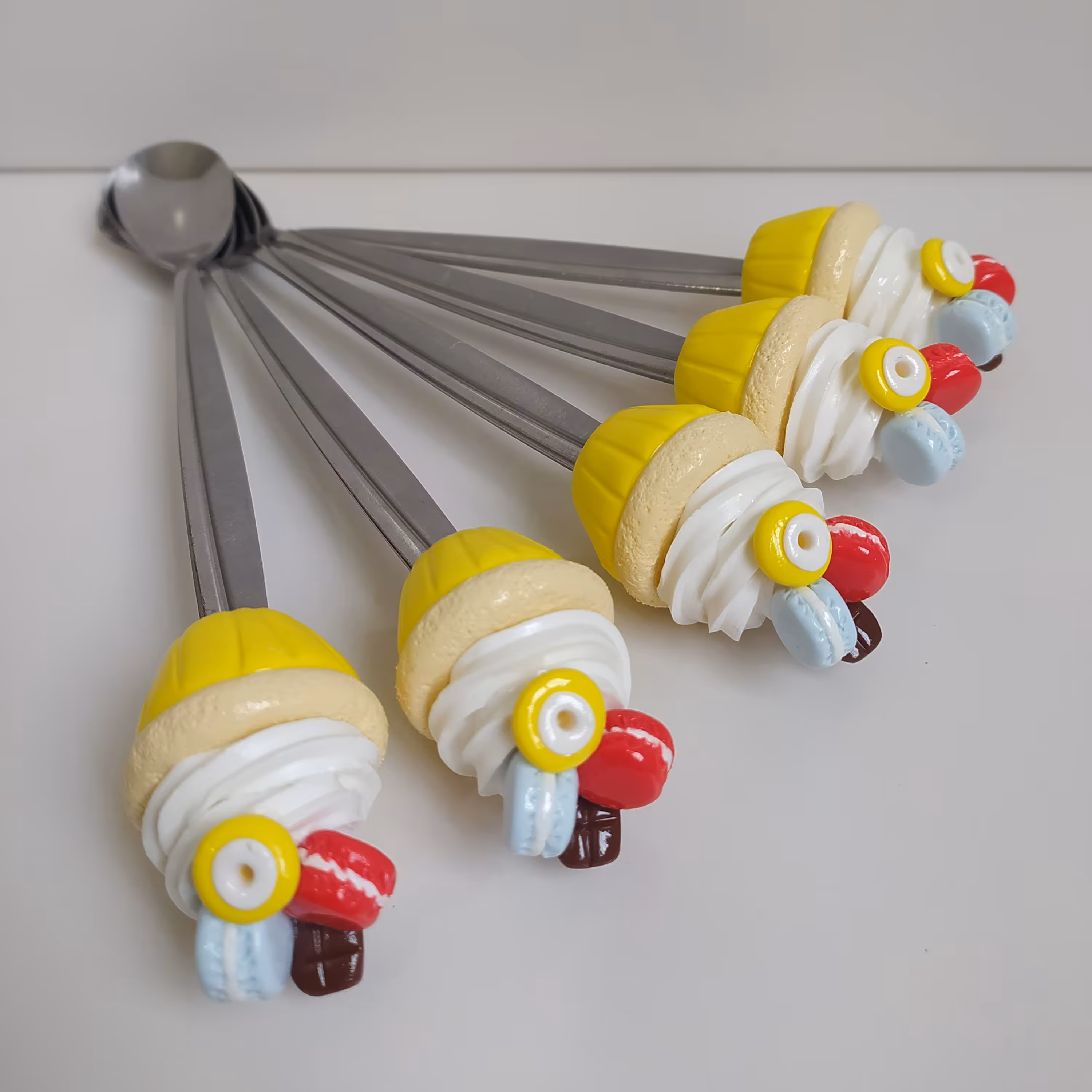 قاشق شربت خوری قاشق بستنی خوری  قاشق مرباخوری طرح کاپ کیک  یک عددی