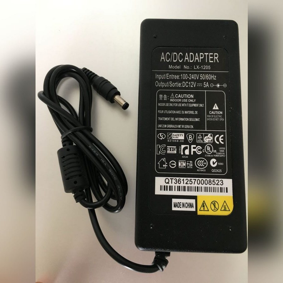 آداپتور 12 ولت 5 آمپر سوئیچینگ بین راهی LX-1205