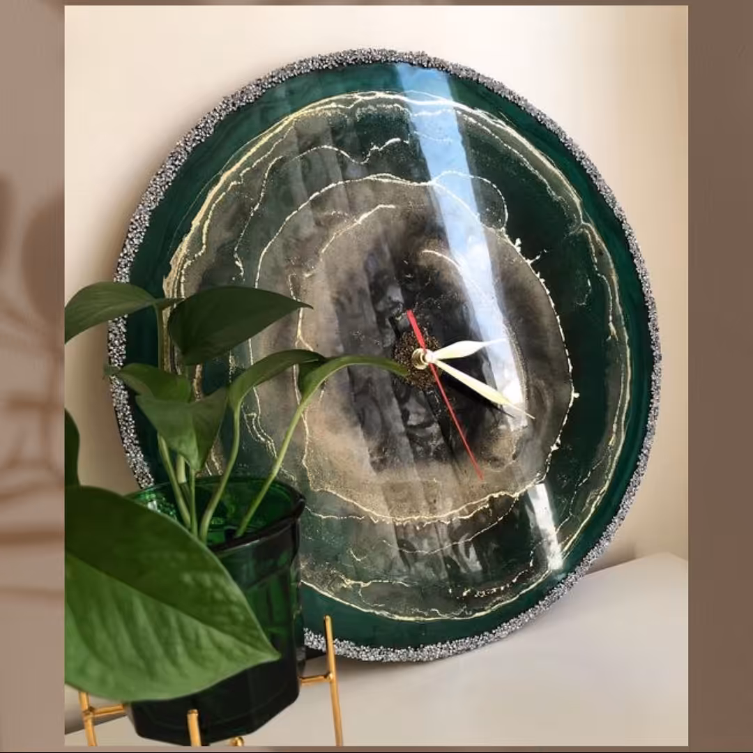 ساعت دکوراتیو چوب و رزین