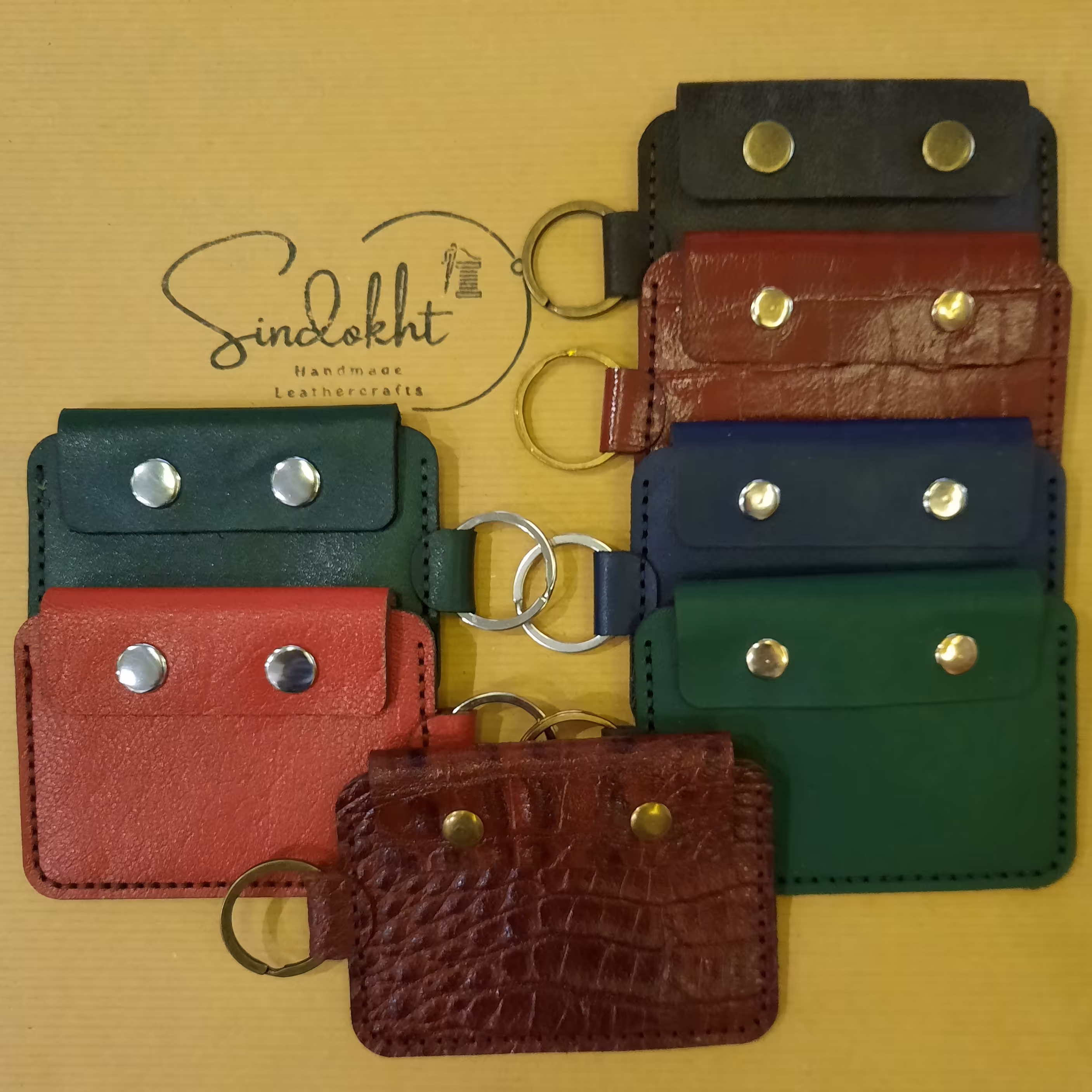  مینی کیف  جای کارت  و مدارک شناسایی   آویز دار   چرم طبیعی  دست دوز   