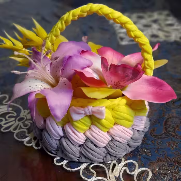 گلدان دسته دار تریکو