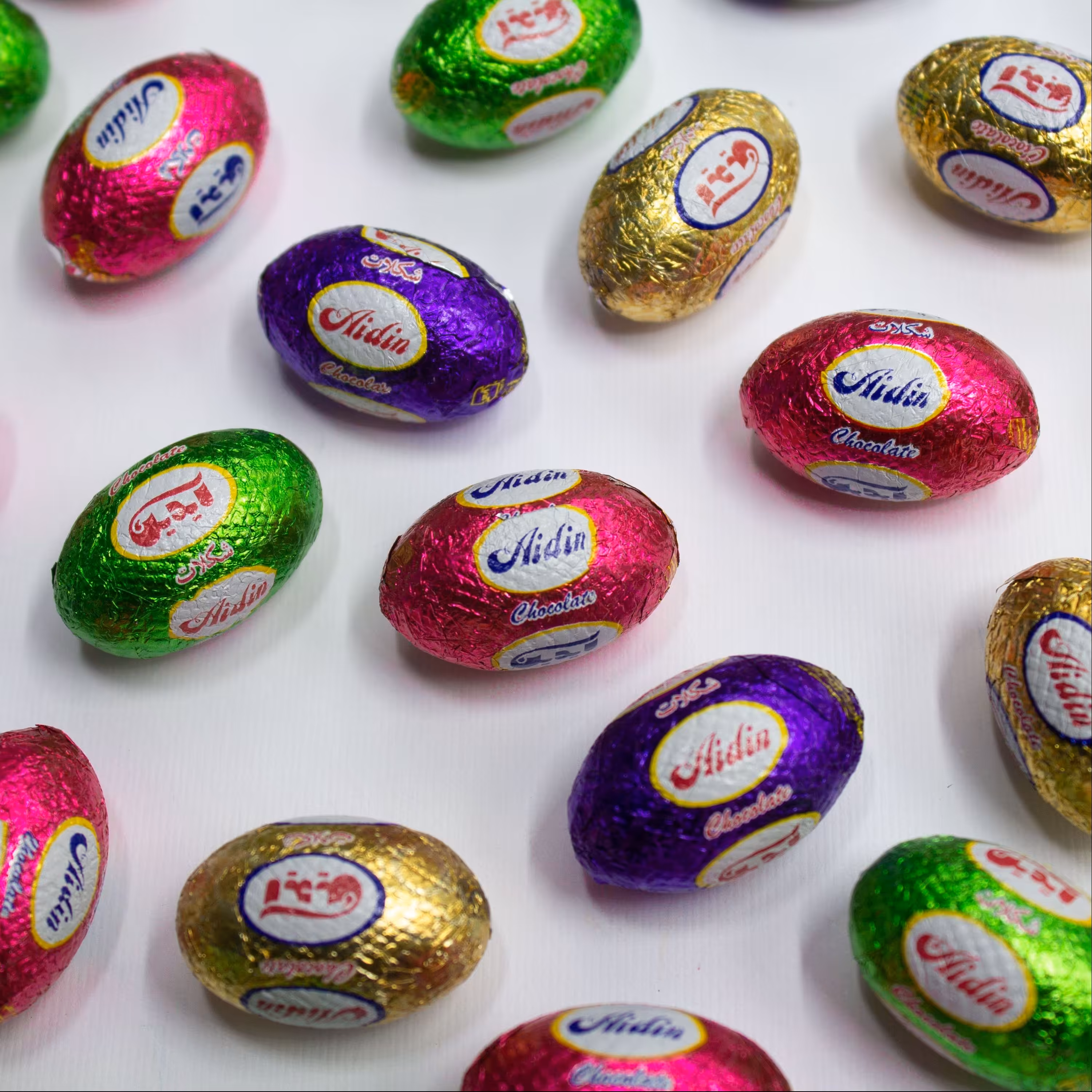 شکلات تخم مرغی آیدین مغزدار خوشمزه  200 گرمی آجیل و خشکبار مهران 