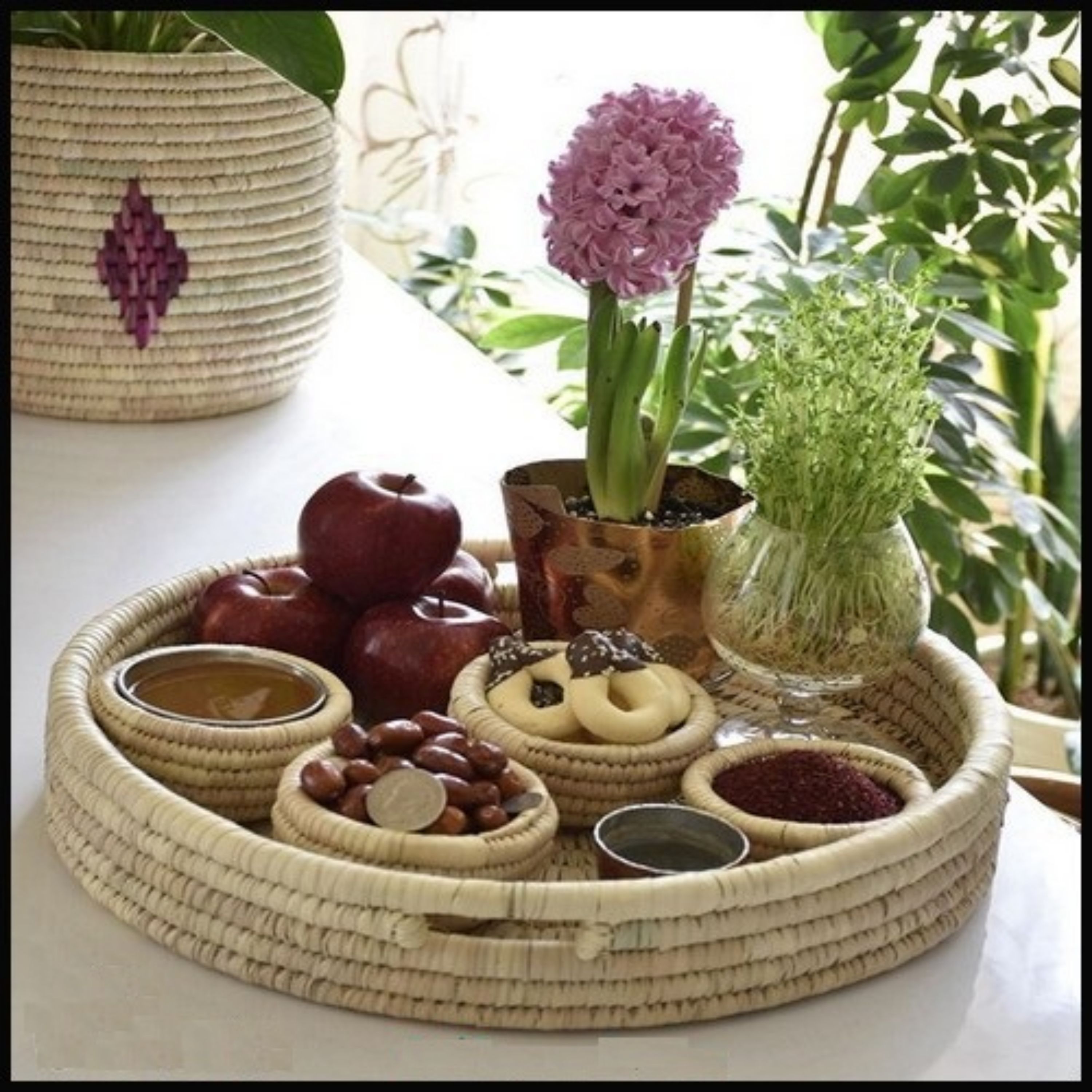 سفره هفت سین حصیری سیب سرا - بسیار زیبا با دوام مناسب تزئین سفره هفت سین 1401