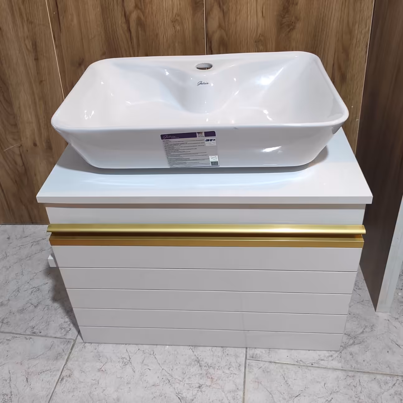 روشویی کابینت دیواری چینی
