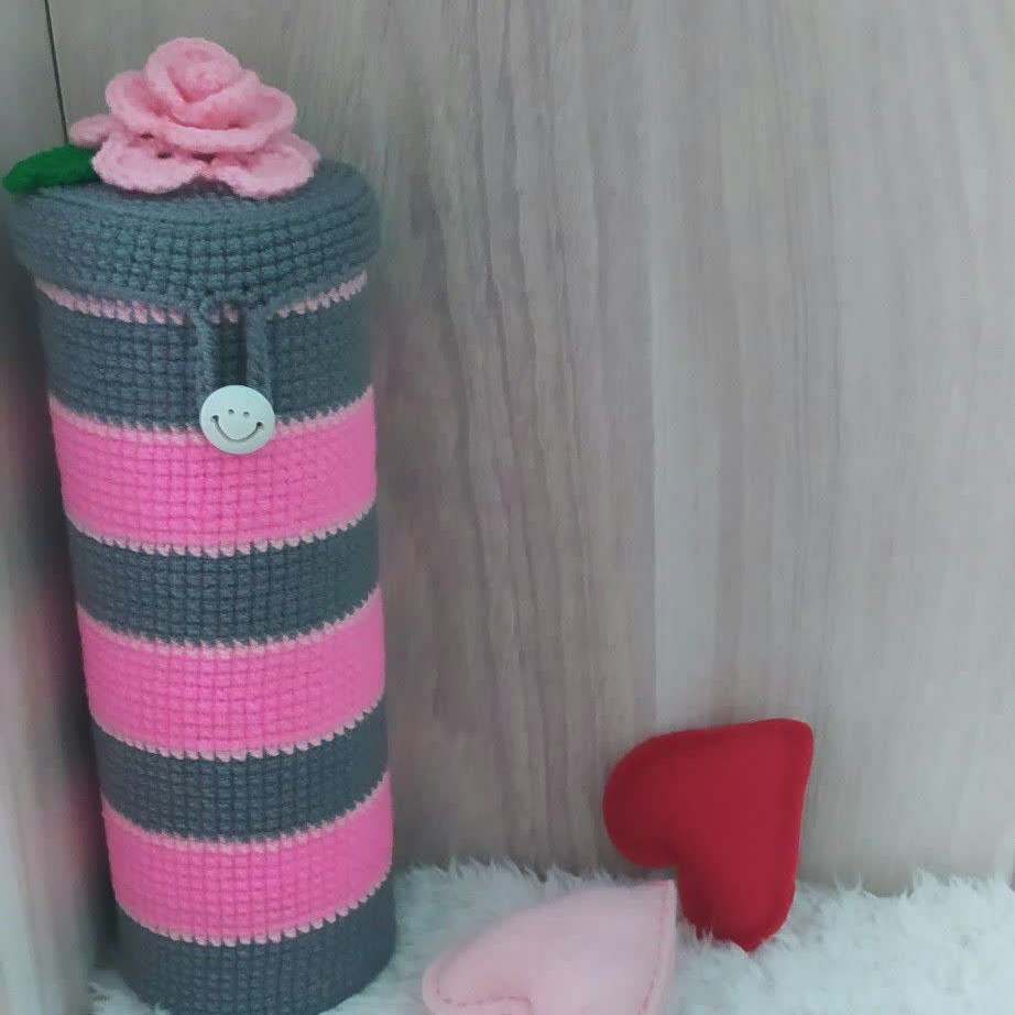عروسک بافتنی جامدادی