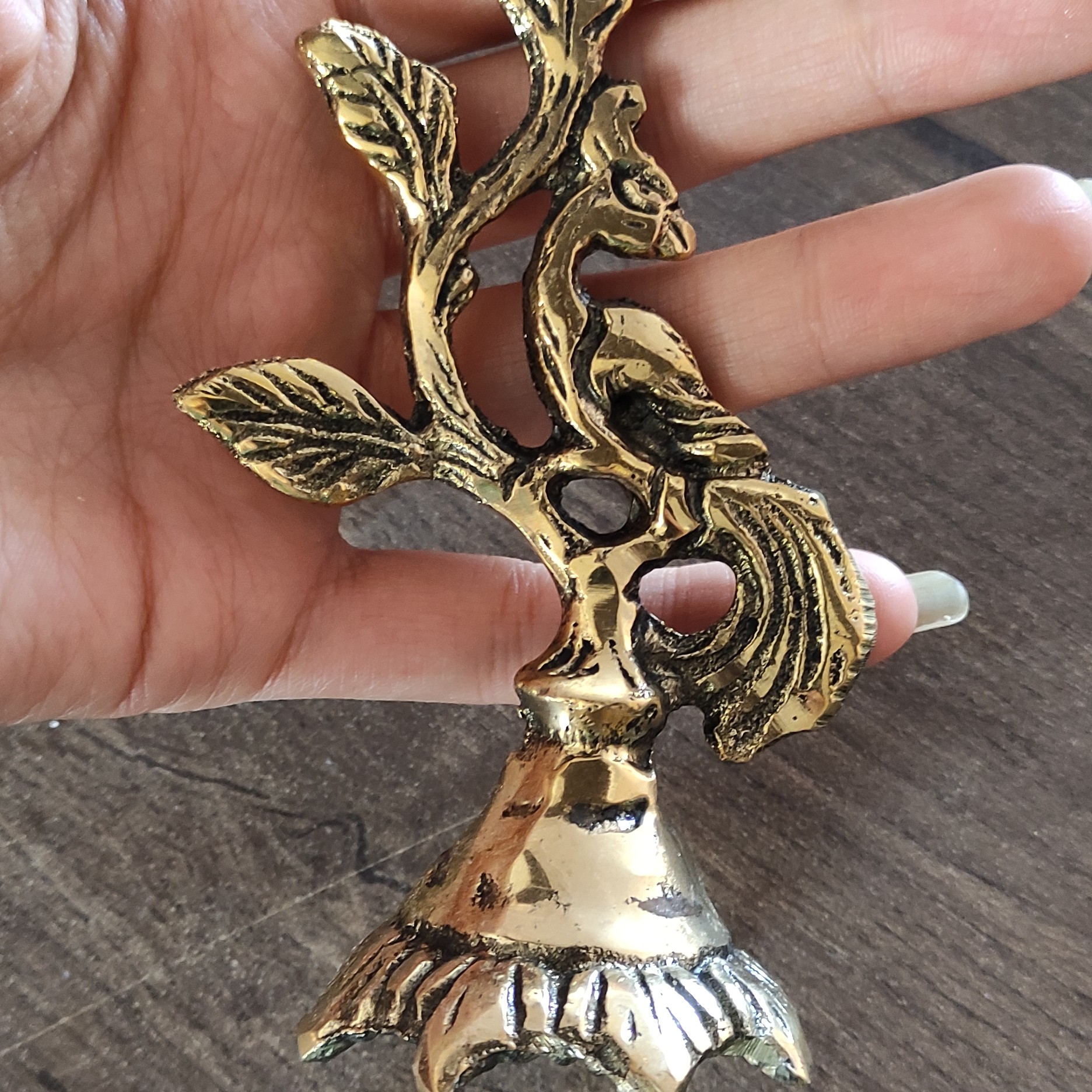 مجسمه طاووس دور گل جنس برنج