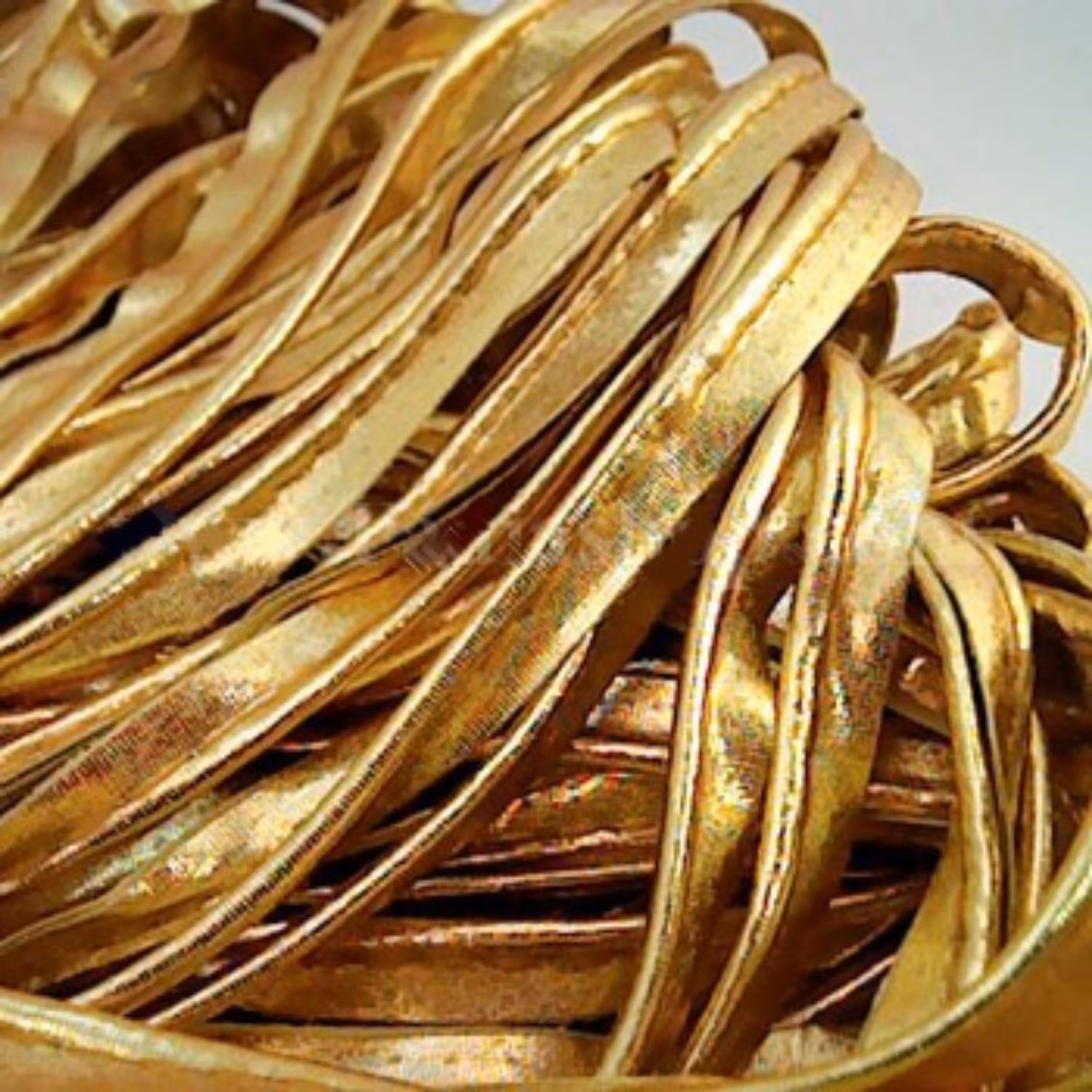نوار مغزی طرح چرم طلایی طاقه ای (بسته 45 متری)