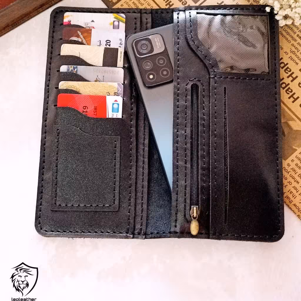 کیف پول کتی چرم طبیعی گاوی دارای 6جای کارت دو جای اسکناس یک جای موبایل ویک زیپ که میتونید خورده ریزه داخلش بگذارید 