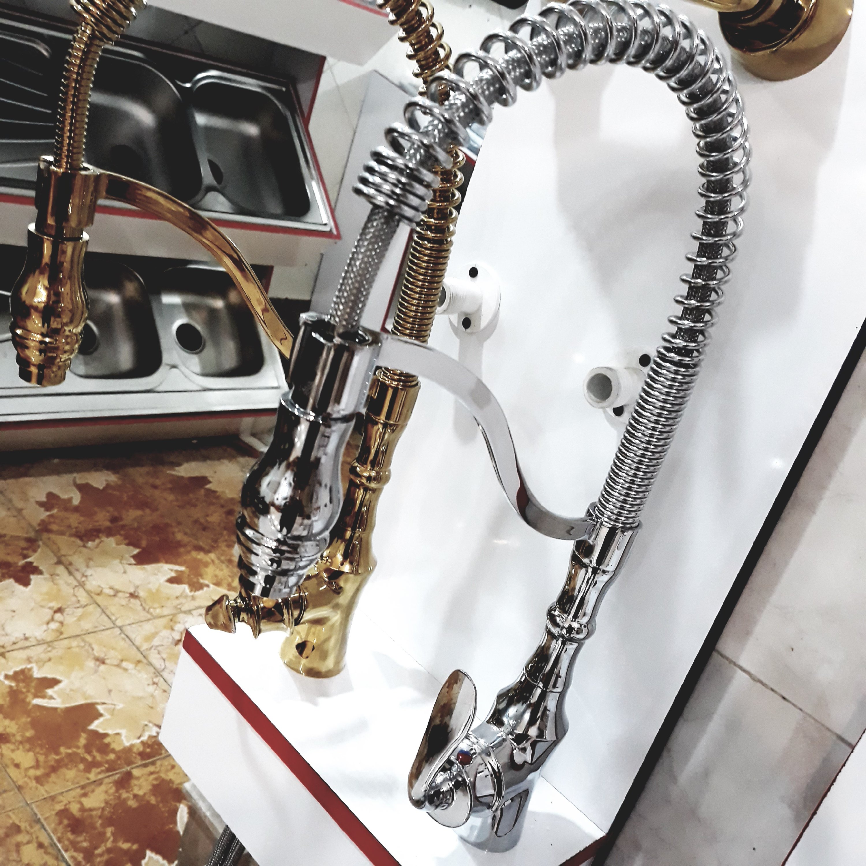 شیر ظرفشویی تک کاره علم فنری قاجاری رنگ کروم (پس کرایه)