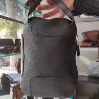 کیف کراس بادی چرم گاوی و دست دوز 