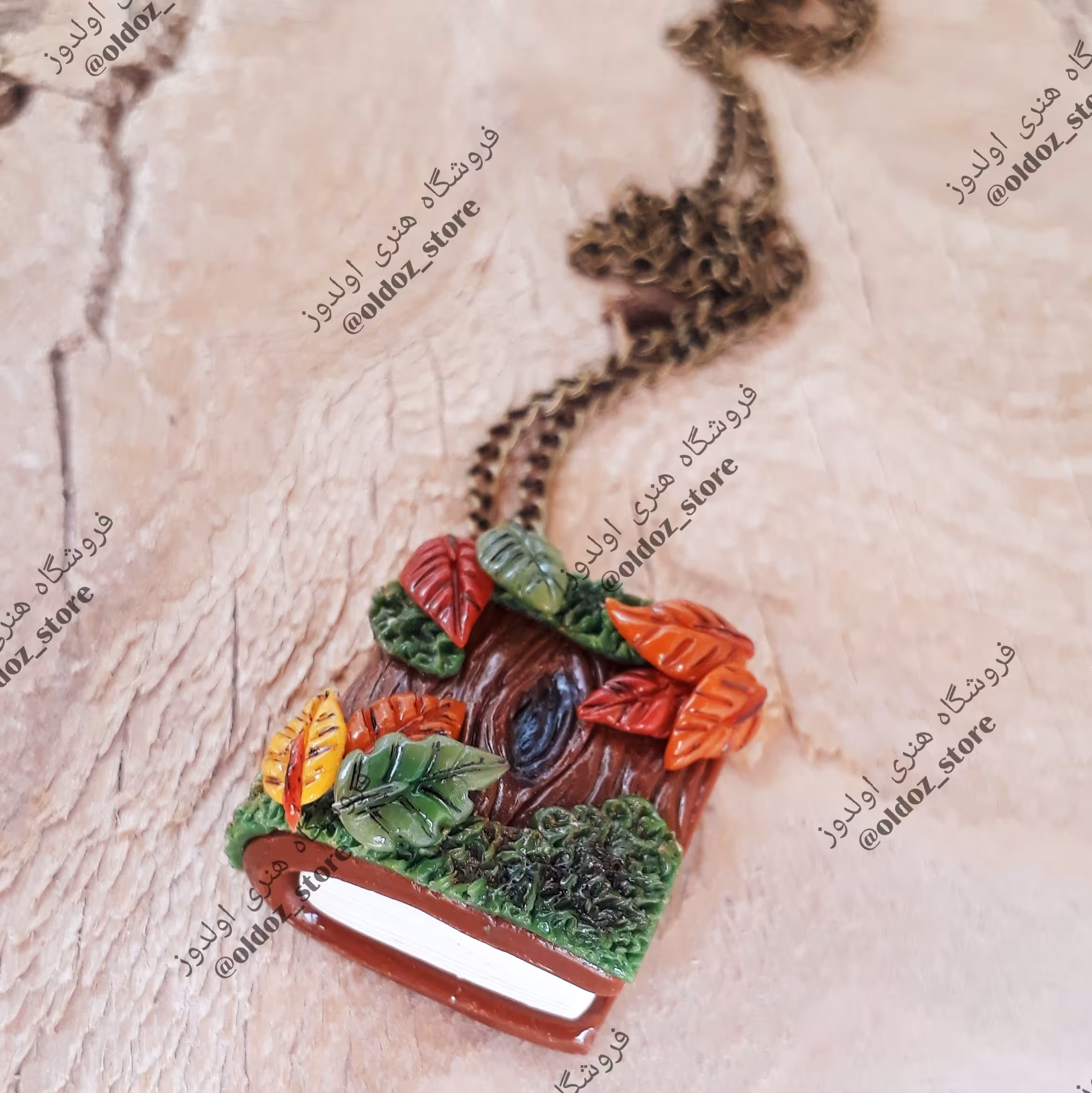 گردنبند کتاب جنگلی، گردنبند خاص، هدیه خاص، ست دوستی، کاپلی، کتاب، بوکمارک