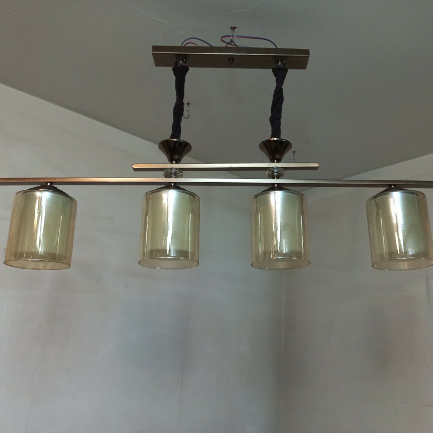 آویز لهستانی مدل خطی 4شعله محصول لوستر کلاسیک آیلین((پس کرایه))