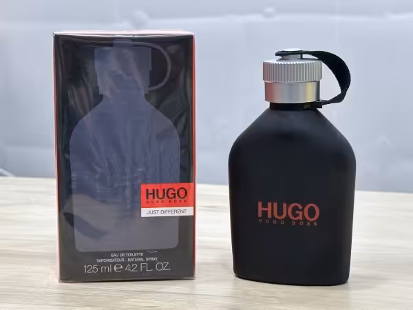 عطر ادکلن هوگو بوس جاست دیفرنت-هوگو مشکی