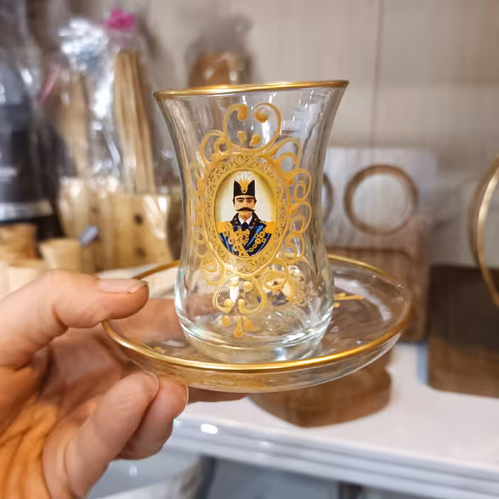 ست دوازده پارچه فنجان نعلبکی کمر باریک شاه عباسی ساخت ایران 