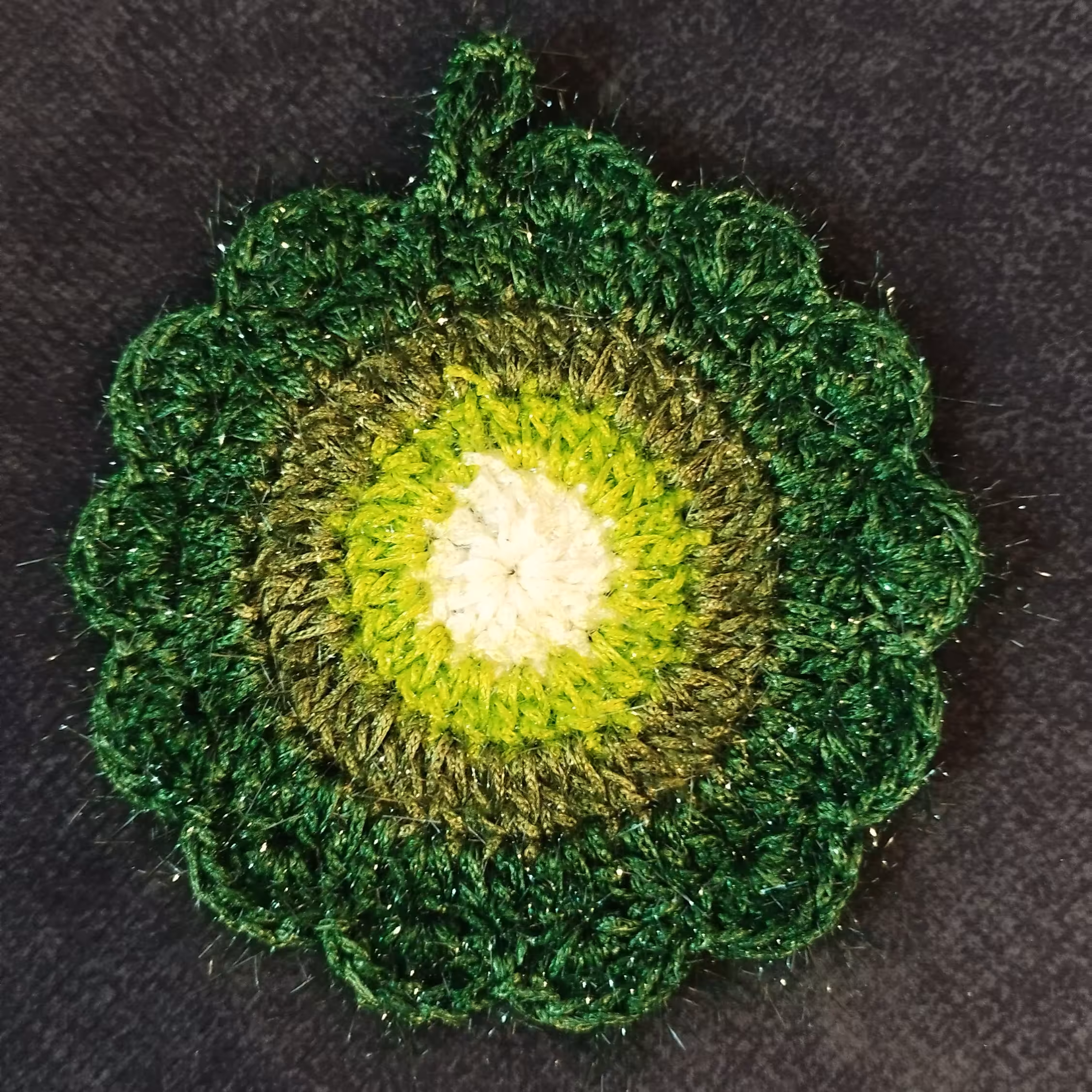 اسکاج طرح ابنباتی بافته شده با کاموای سوزنی  ، سایز 12سانت، با کف فراوان ، کیفیت عالی و بادوام، 