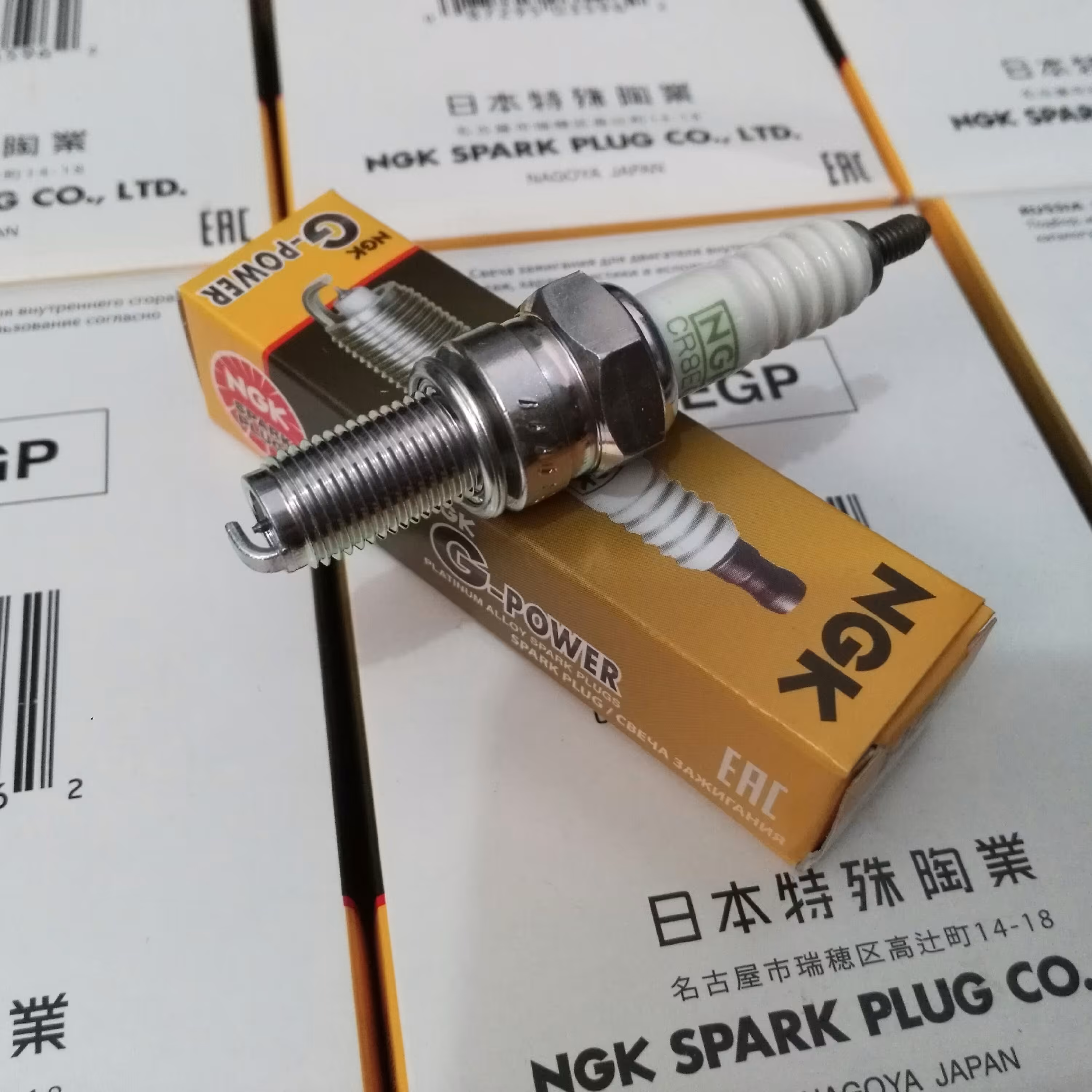 شمع جی پاور پالس و بنلی NGK سوزنی CR8EGP
