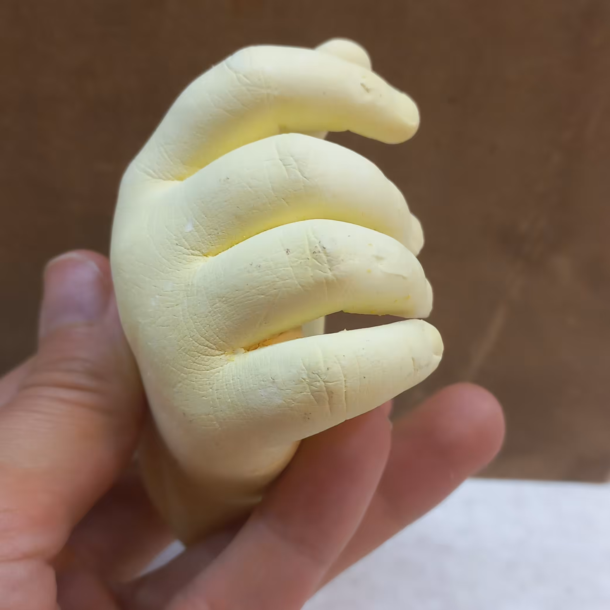 تندیس دست و پای کودک