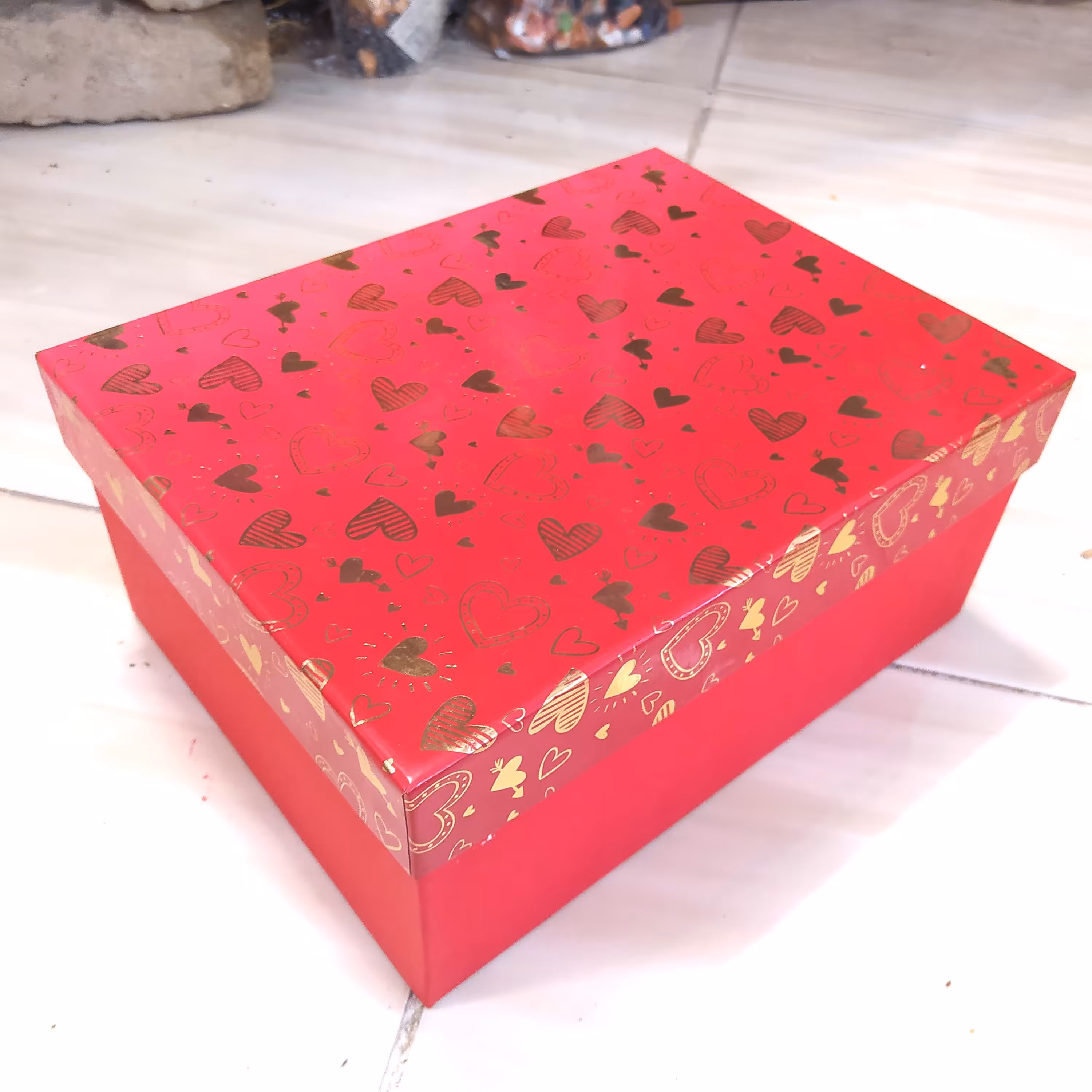 جعبه کادویی قرمزی