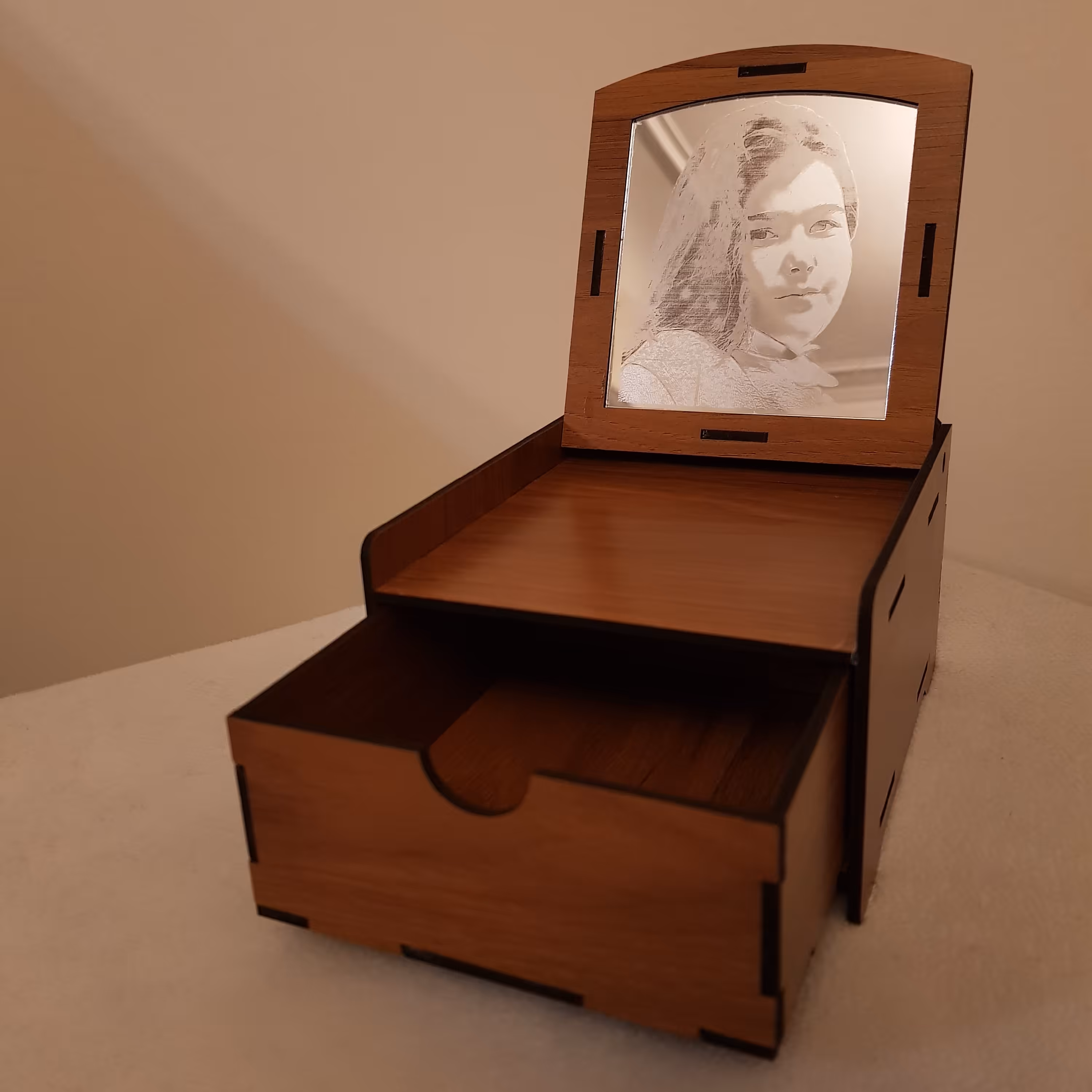 جعبه جواهرات 