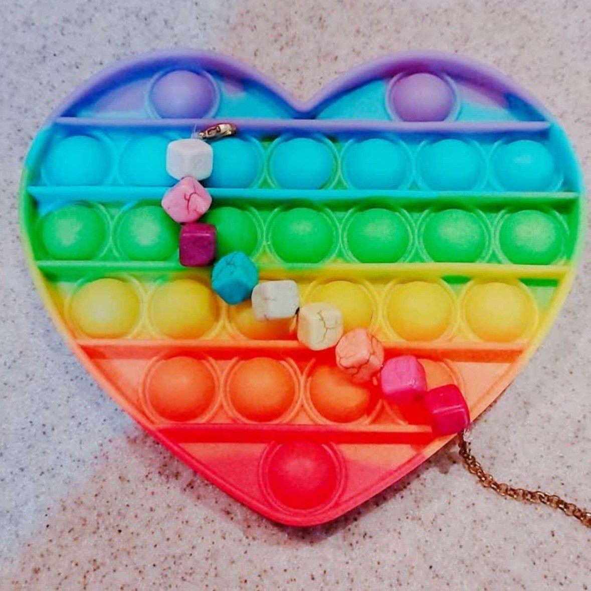 دستبند زنجیری طرح مکعب رنگی