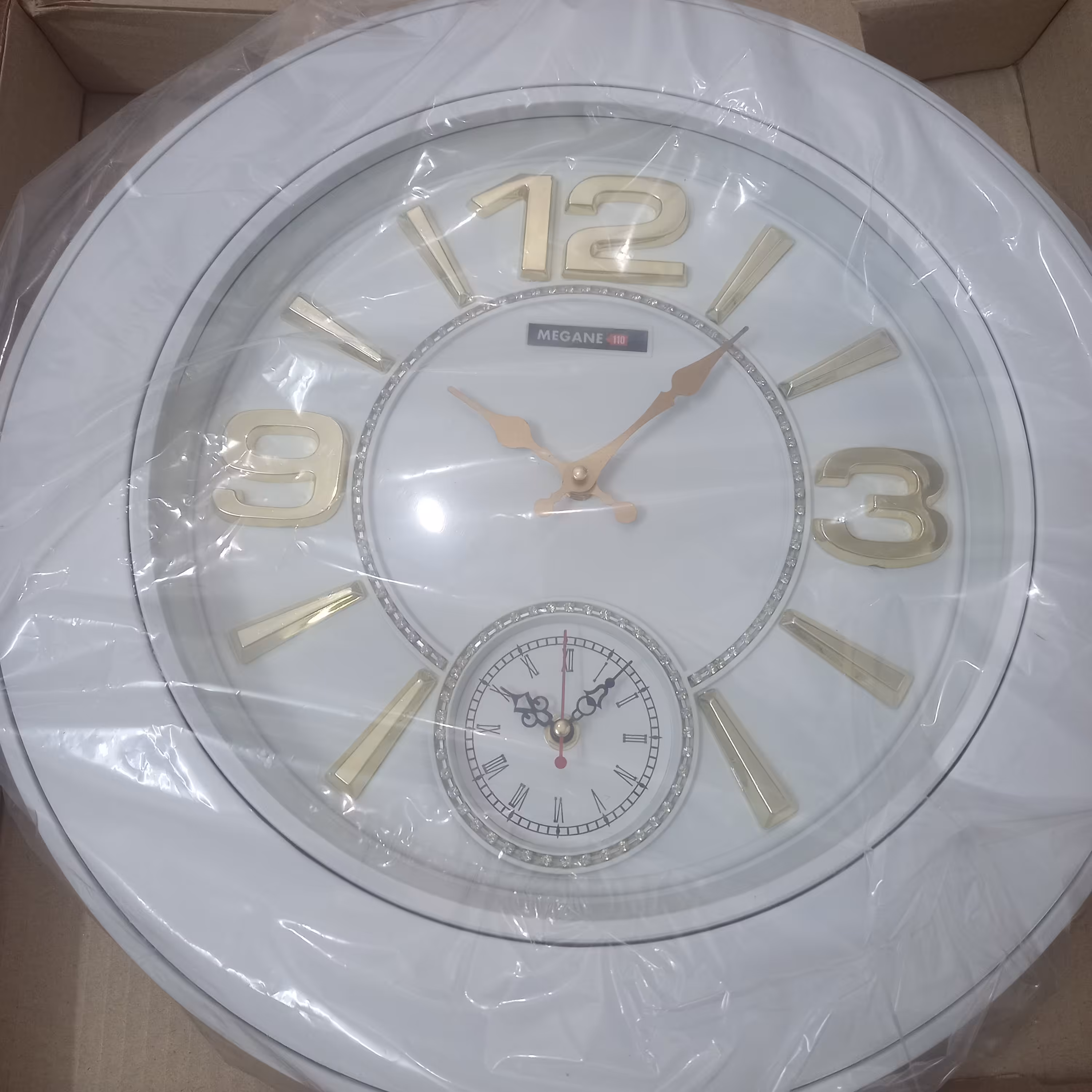 ساعت دیواری مگان