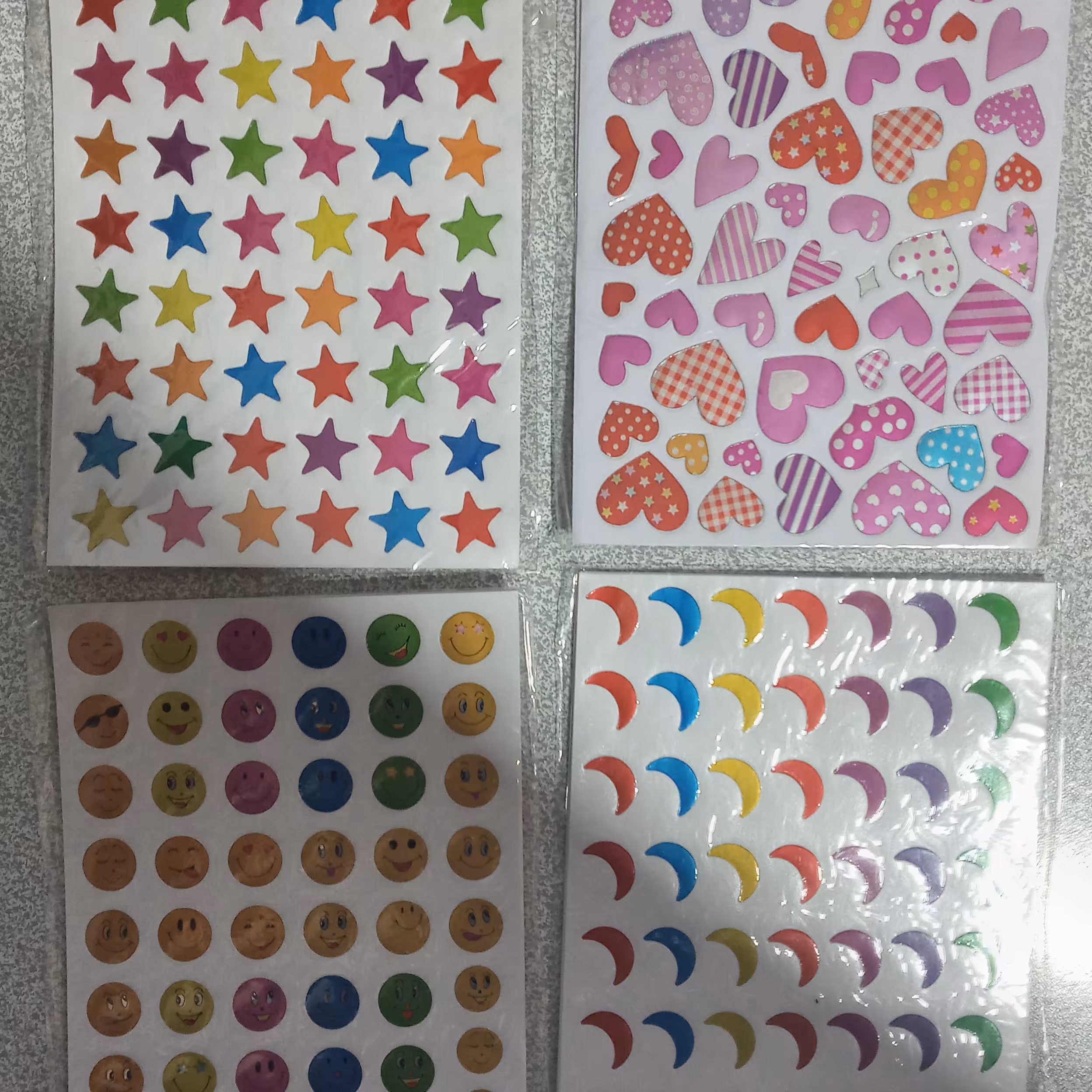 برچسب ماه وستاره و ... بسته 20 عددی