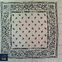 دستمال سر یا باندانا در تنوع رنگی بالا و طرح های مختلف 