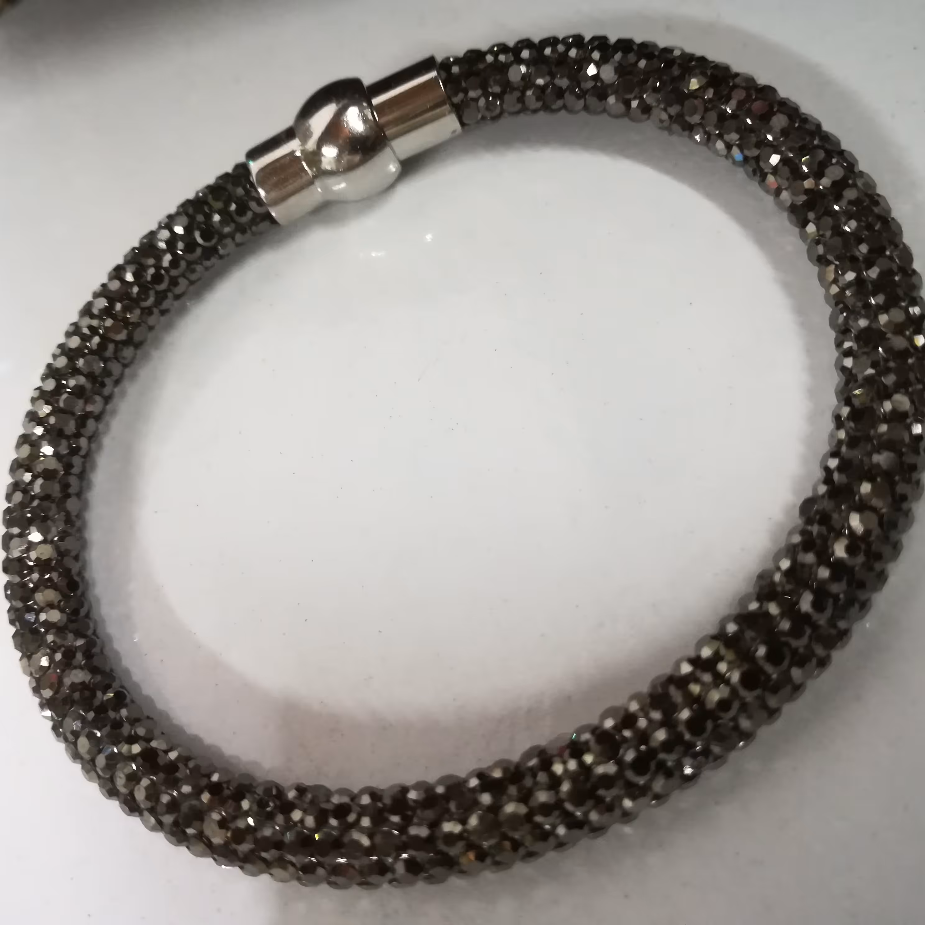 دستبندسوارسکی نگین شیشه ای منظم  