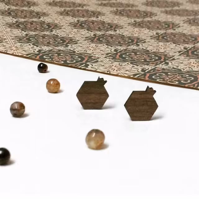 گوشواره چوبی اَنار