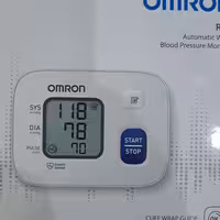 فشارسنج دیجیتال مچی امرون مدل RS2 گارانتی دو سال