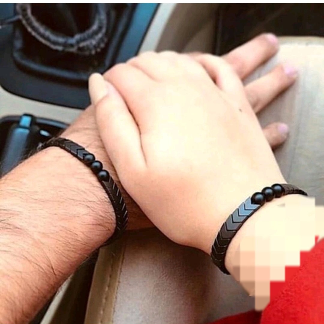 ارسال رایگان ست دستبند حدید و مهره مشکی             