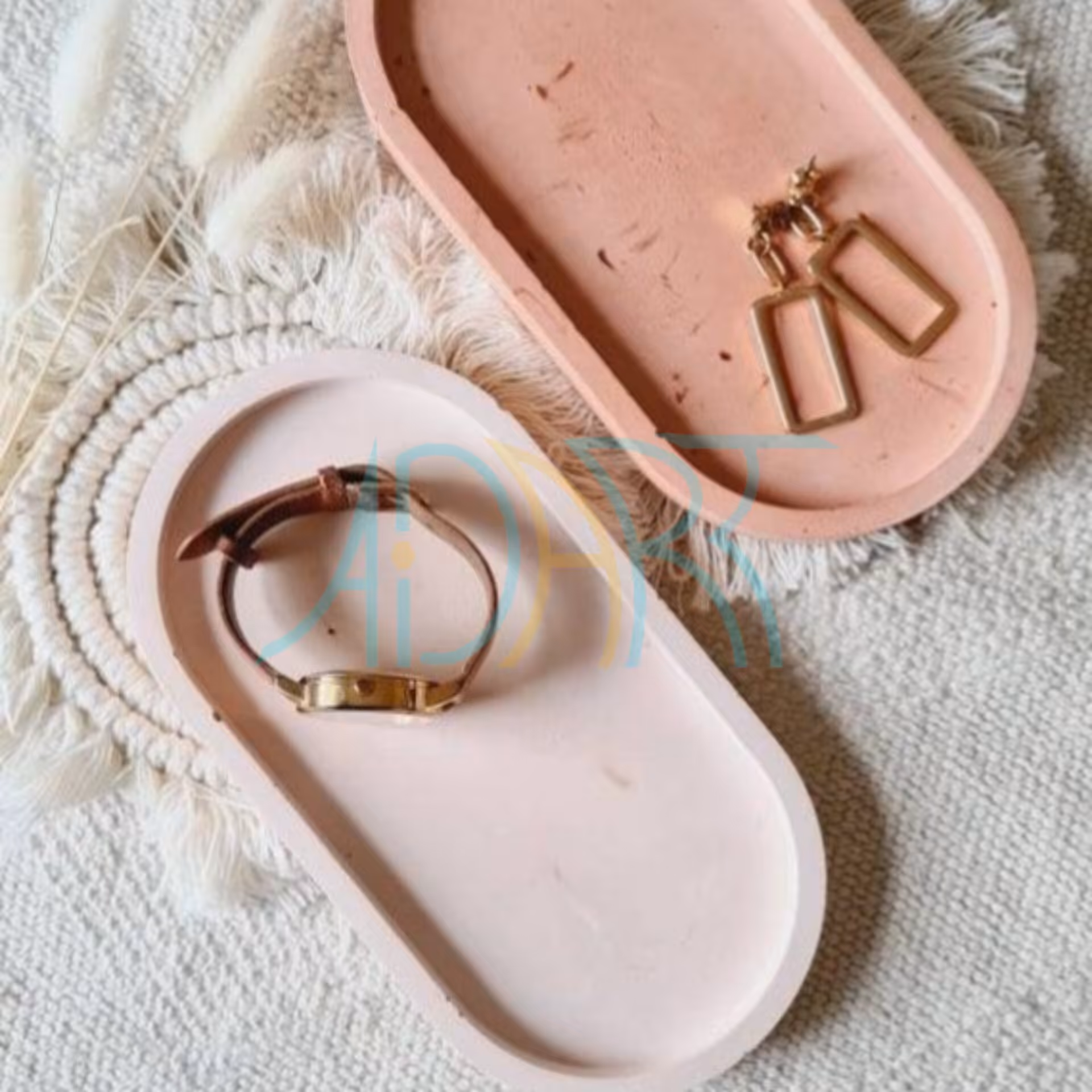 ظرف پذیرایی سینی بیضی کوچک مدل  simple جاجواهری زیرلیوانی سنگی بتنی