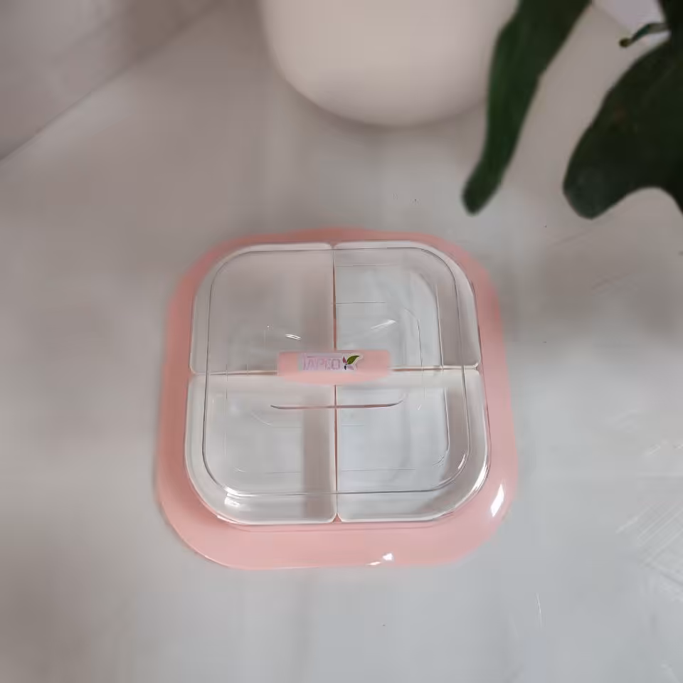 ظرف فریزری اردوخوری 4خانه محصول تاپکو دربدار باکیفیت شفاف مثل شیشه سبکتر ازشیشه 