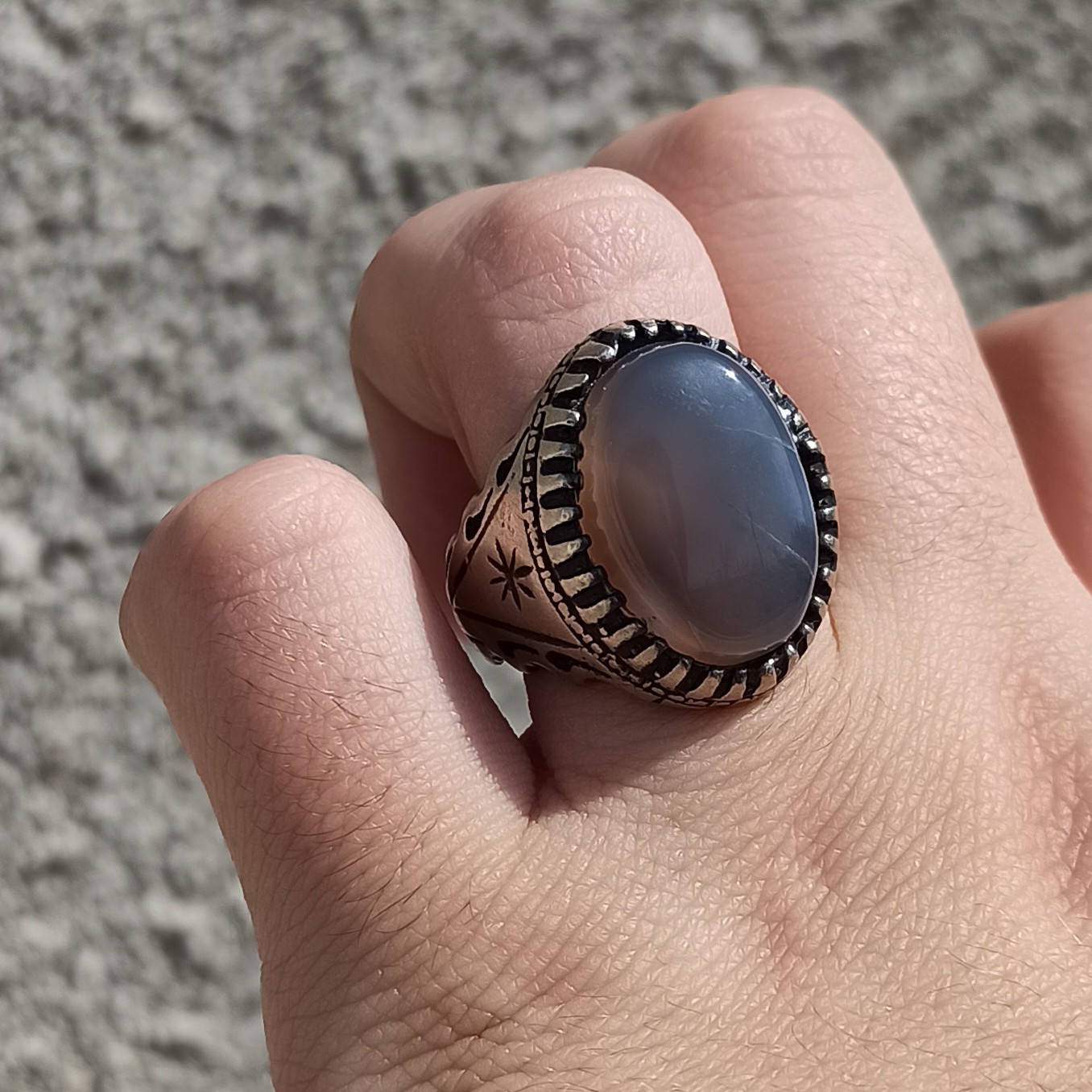 انگشتر نقره عقیق کبود یمنی اصل درجه یک زیبا .....