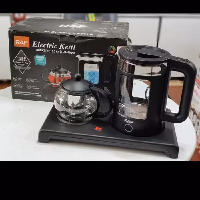 چای ساز برقی کنار همی RAF 
کتری 1.8 لیتر،قوری 600 میل پیرکس 
کلید پاور و خاموش شدن اتوماتیک
