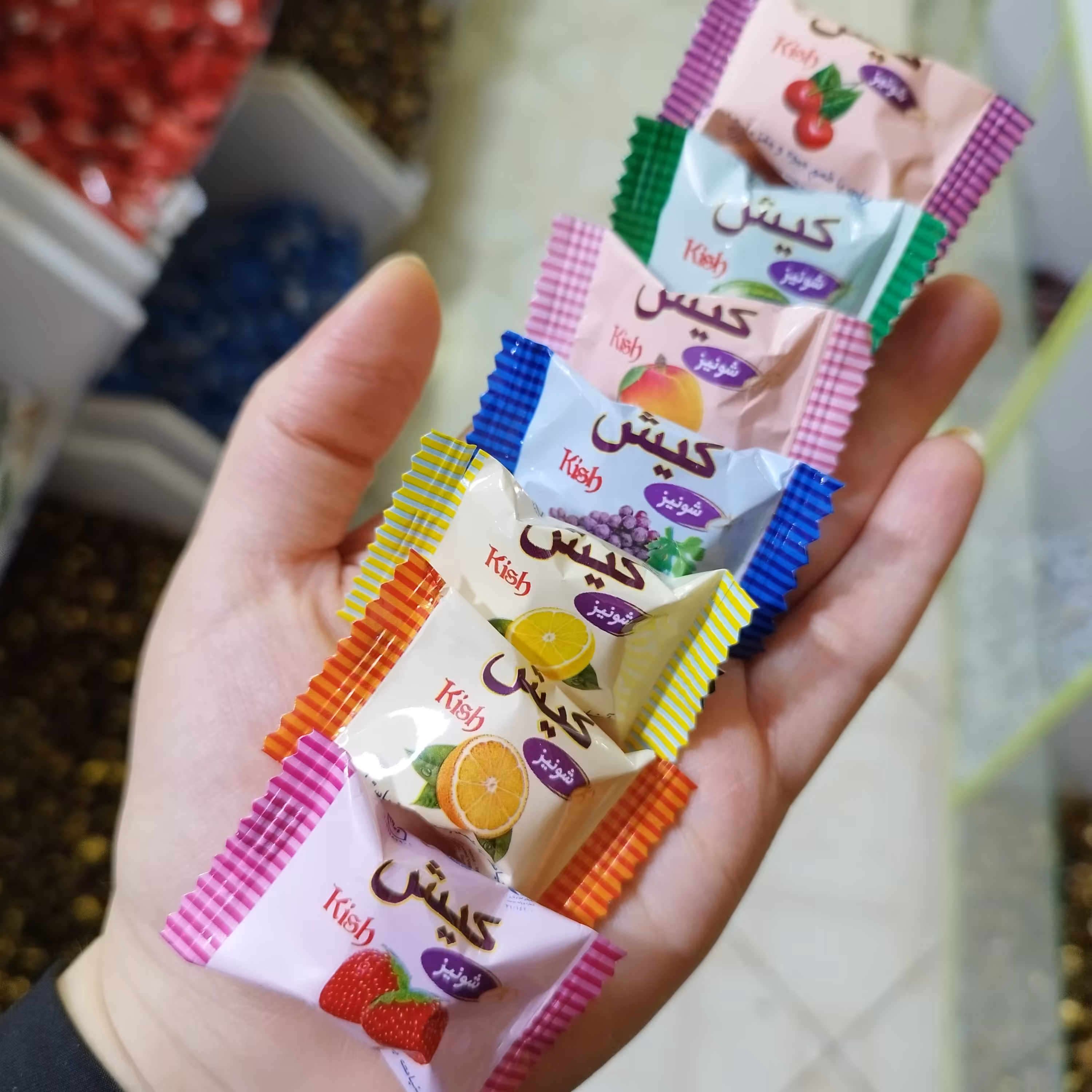 شکلات آبنباتی مغزدار میوه ای کیش شونیز (یک کیلو)