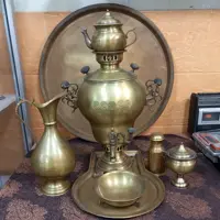 سماور برنجی زغالی 7 لیتری فیلی  با سینی روسی و ست کامل 