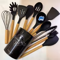 ست 12 پارچه ی کفگیر و ملاقه ی سلیکونی در دو رنگ مشکی و طوسی 