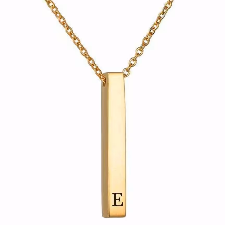 گردنبند مکعب عشق حرفE