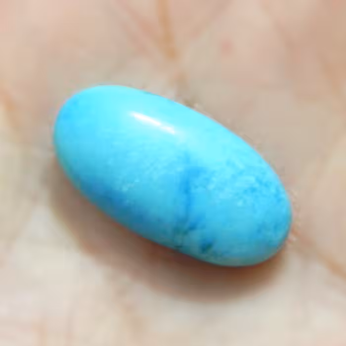 نگین سنگ فیروزه آبی اصل معدنی تراش بیضی دامله مناسب انگشتری کد6