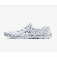 اسنیکر سفید زنانه کفش کتانی با نوار نقره ای اسکچرز ساخت آمریکا Skechers